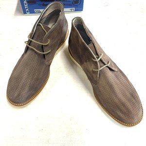 Man High Top Sneakers